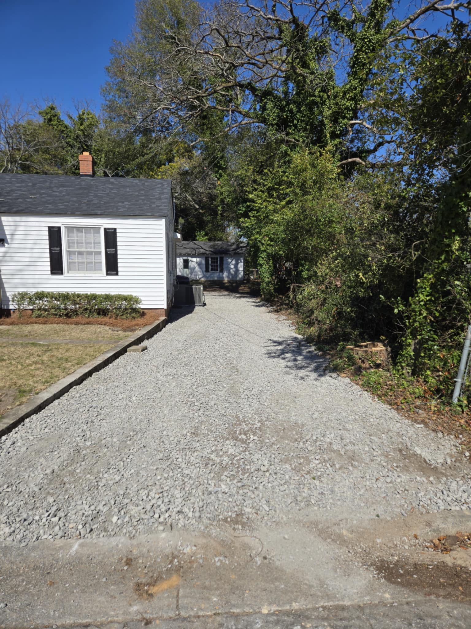 Dirt & Gravel Driveway Repair